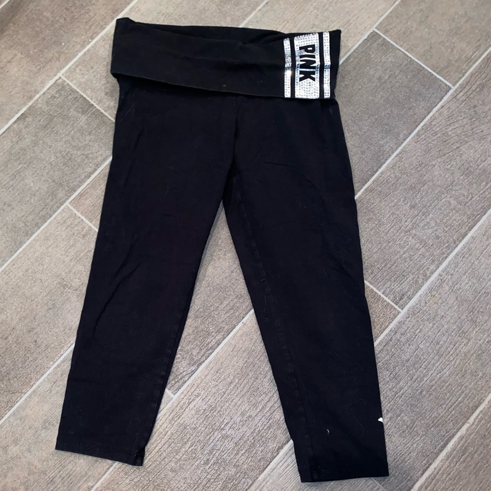 VS PINK Cropped Leggings